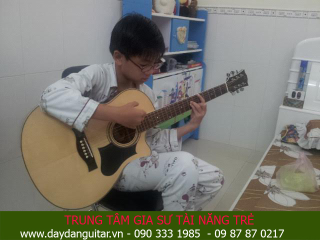 day guitar tai hcm
