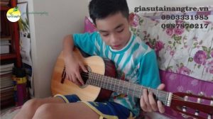 Cần gia sư dạy đàn Guitar tại quận Tân Phú