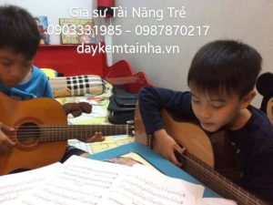 Nhận gia sư dạy đàn Guitar tại quận Phú Nhuận