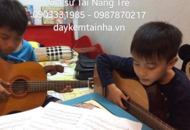 Nhận gia sư dạy đàn Guitar tại quận Phú Nhuận